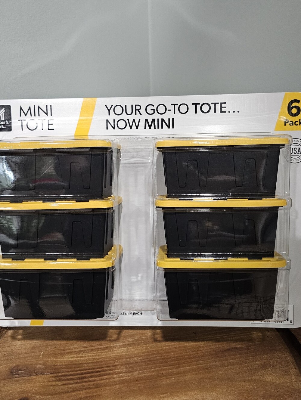 Member's Mark Mini Tote Plastic Containers w/ Lids Stackable 6 Pack Black/Yellow